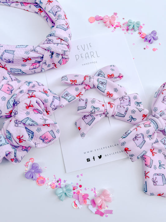 Books & Bows Large Bow
