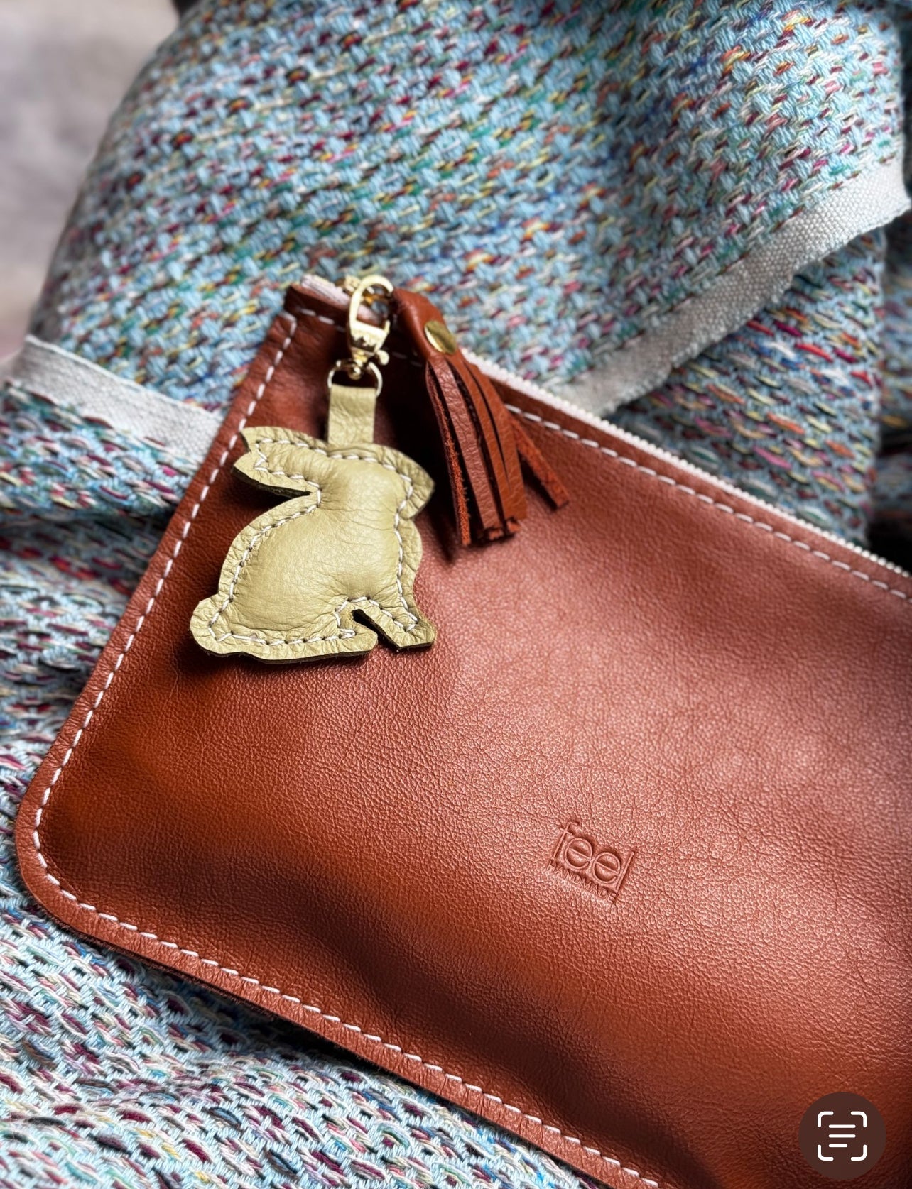 Hand Pouch