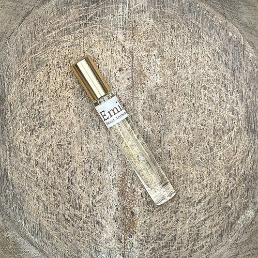 Emily - coffee, sandalwood & a hint of whiskey...
