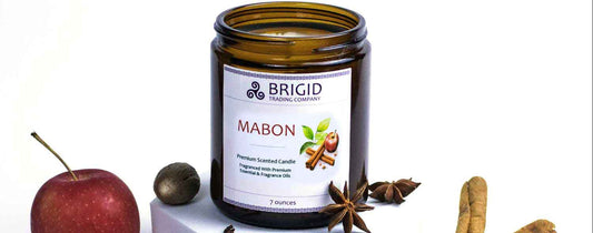 Mabon Soy Wax Candle – McIntosh, Granny Smith, Apple Pie & Harvest Spices