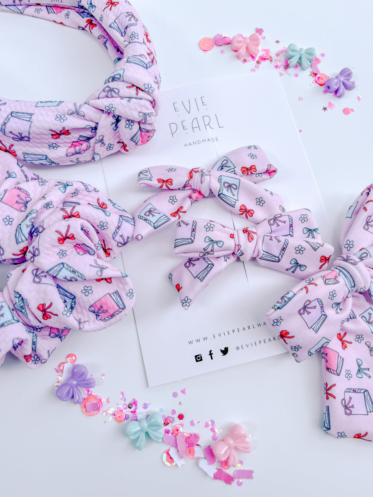 Books & Bows Large Bow