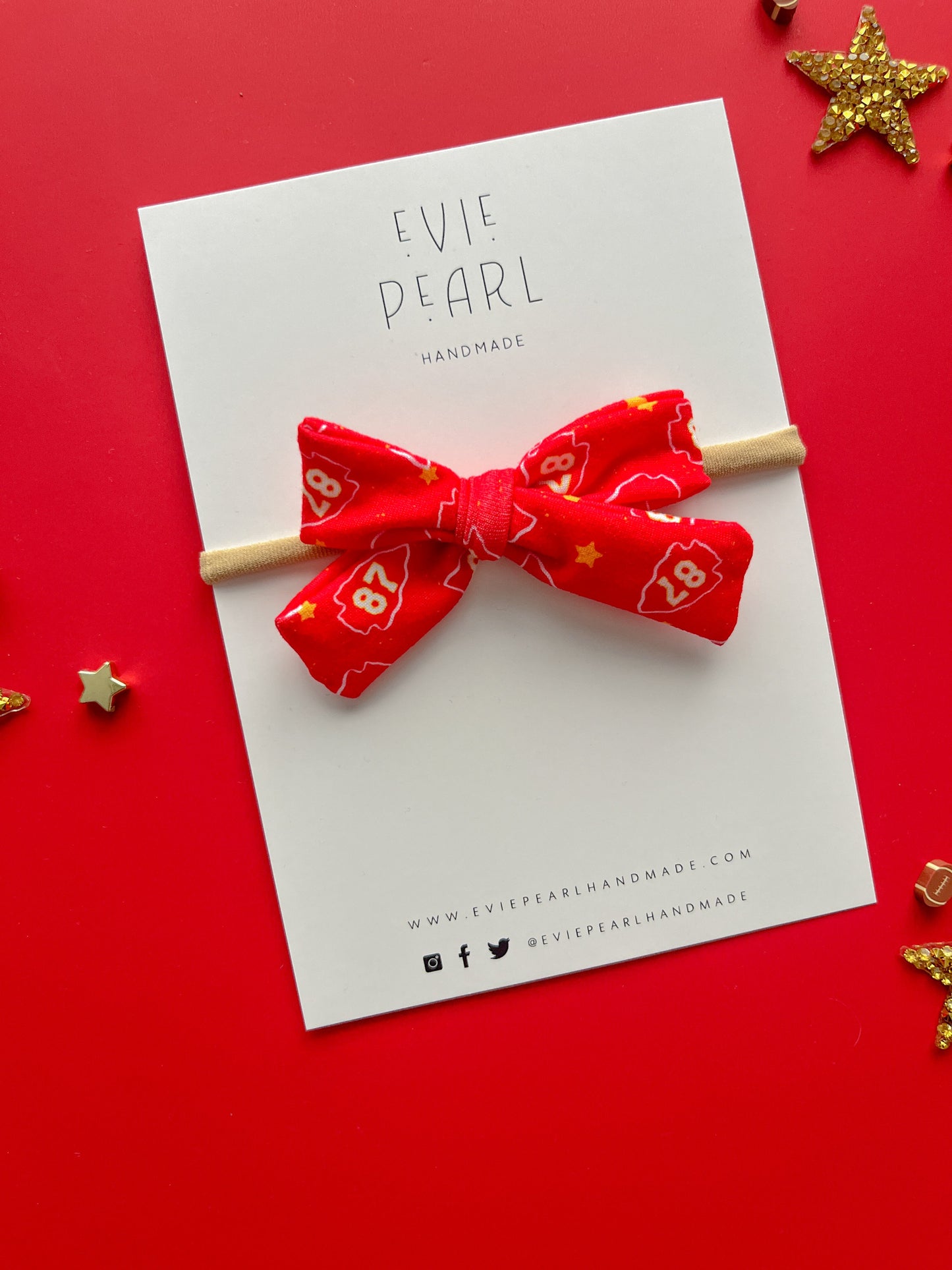 Red 87 Arrowhead Oversized Bow
