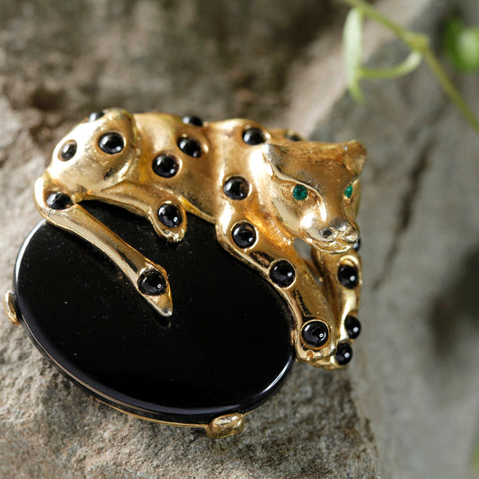Gold Leopard Brooch&nbsp;