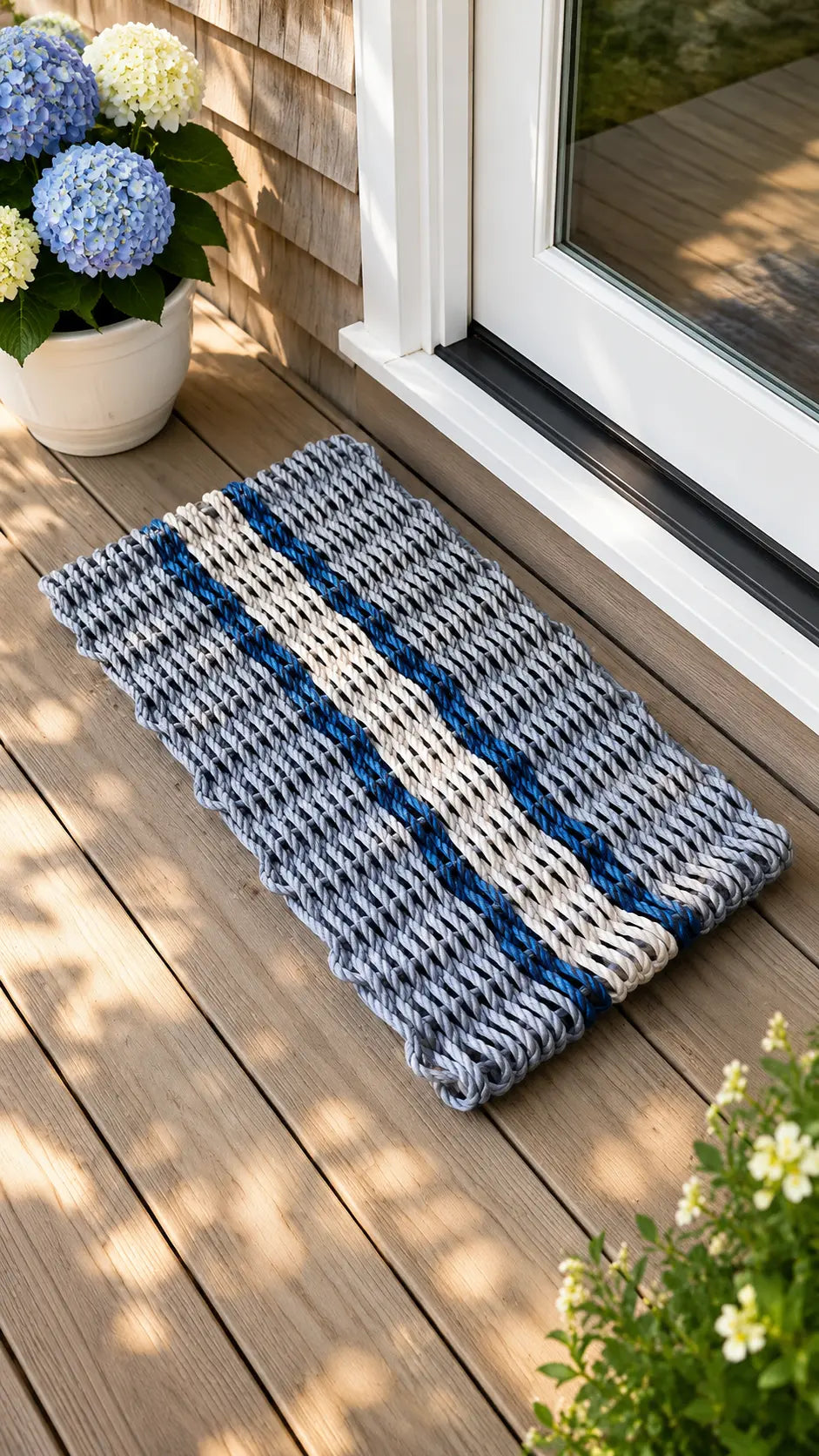 Light Gray, Light Tan & Navy Blue Accent Lobster Rope Doormat